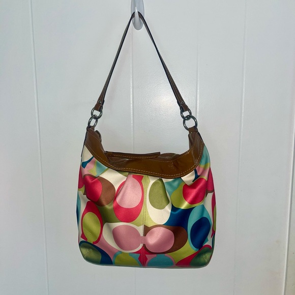 VINTAGE | Coach Scarf Print Monogram Fabric and Patent Leather Hobo Bag!! - Picture 2 of 13